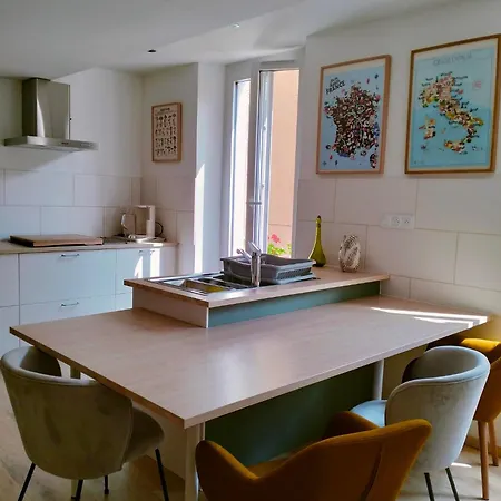 La Provence Vous Attend***!!! - 1er Etage *